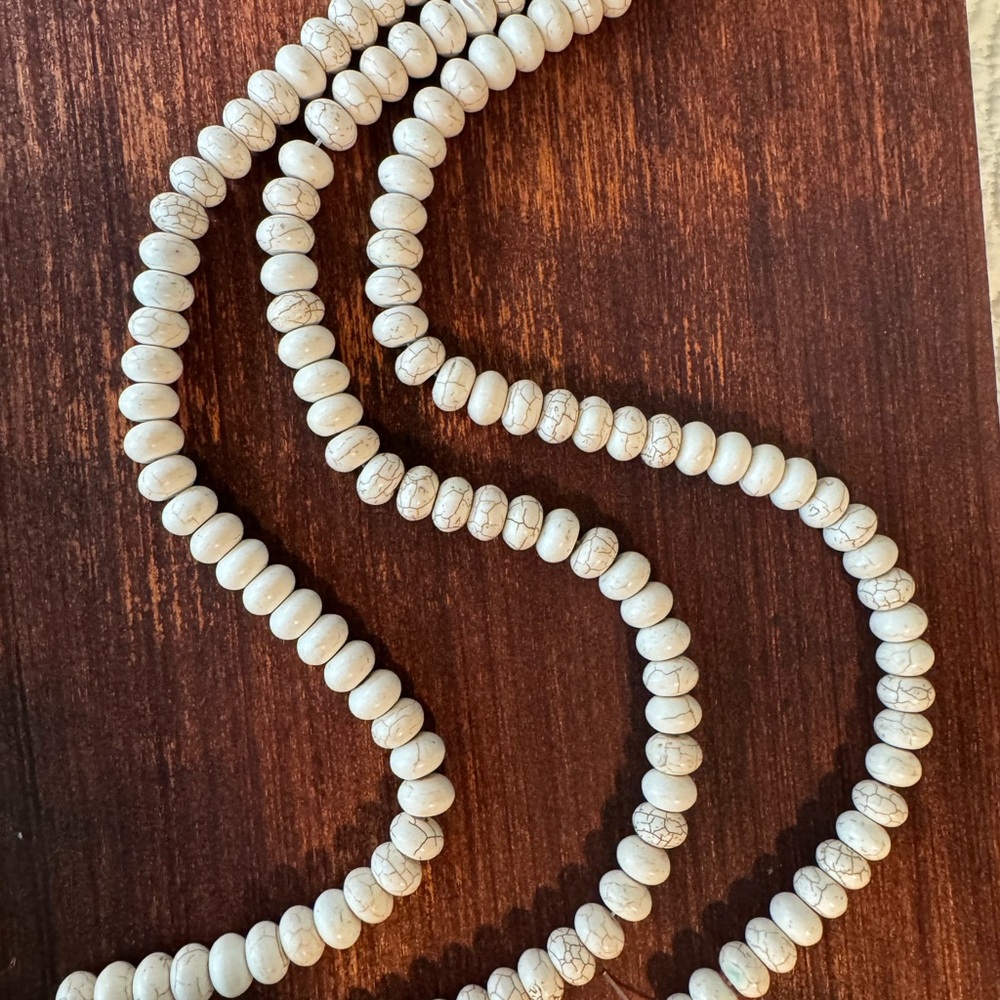 Natural Off-White Howlite Beads – 135 Beads | 18x15mm Oval | 3 Matching Strands